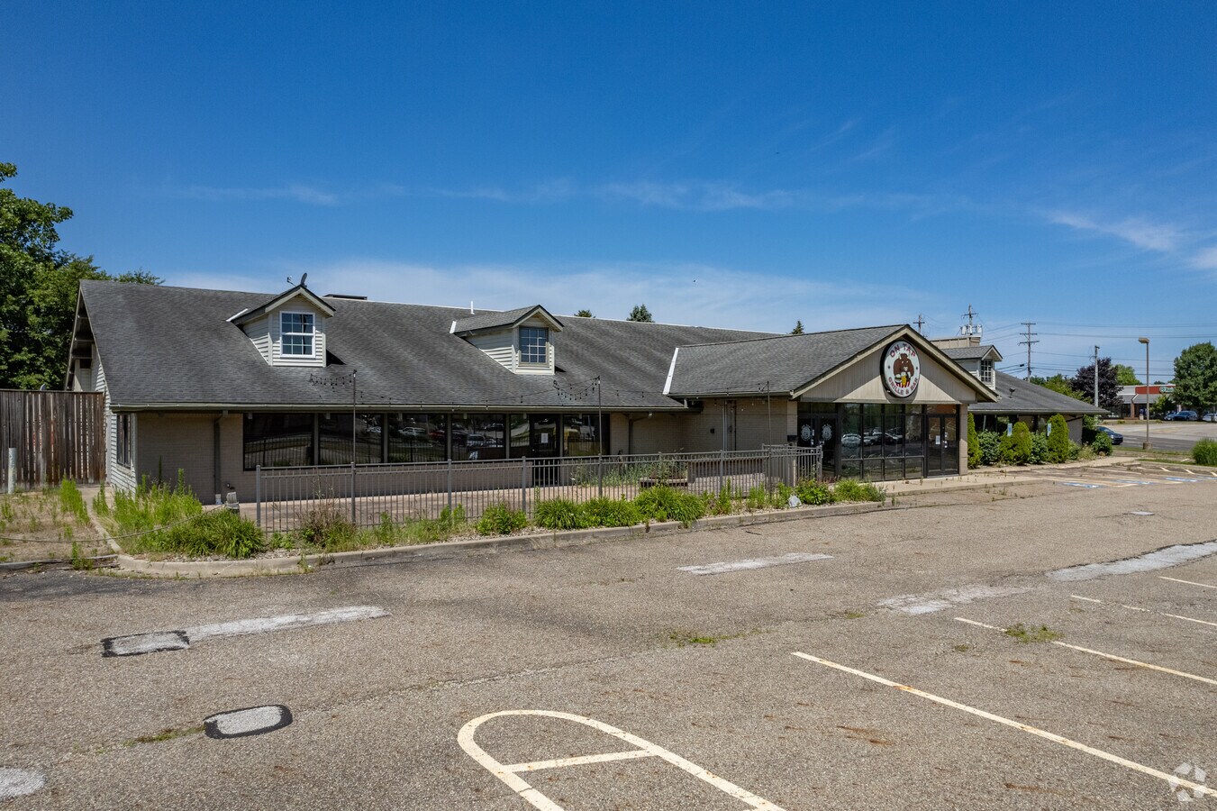 4396 Kent Rd, Stow, OH 44224