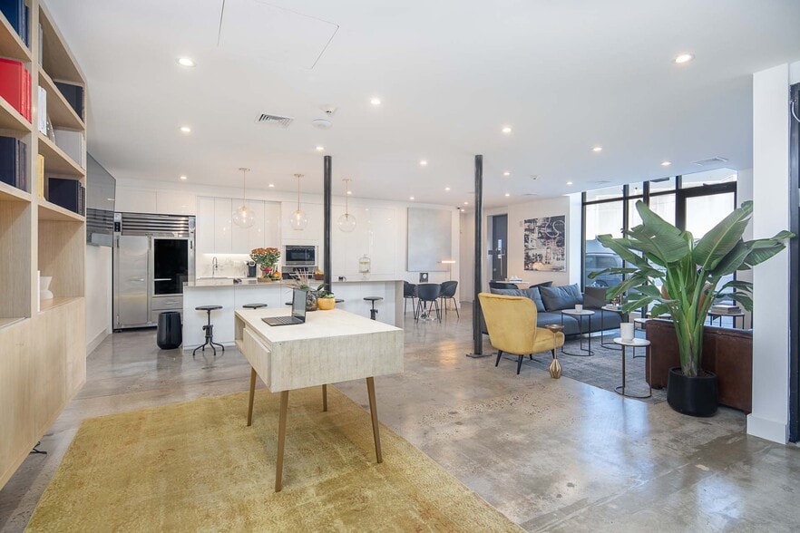 155 2nd St, Jersey City, NJ for lease - Interior Photo - Image 2 of 38