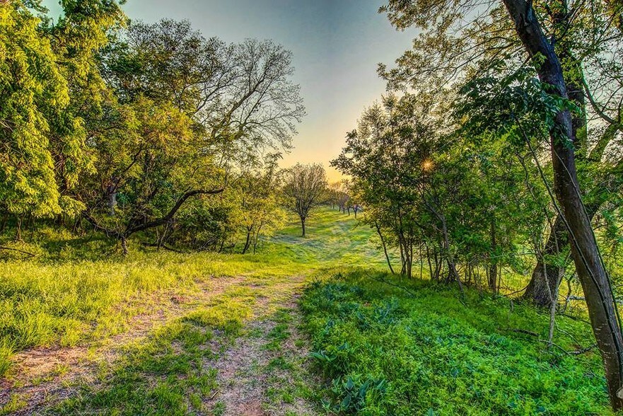 Beverly Cox Dr, Waco, TX for sale - Other - Image 1 of 1