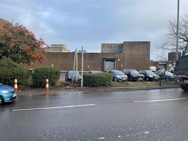 33 Hamilton Way, Greenock for lease Primary Photo- Image 1 of 4