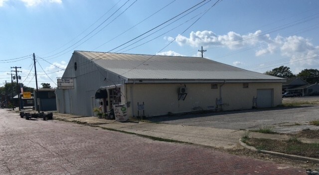 1026 N 7th St, Vincennes, IN for sale - Primary Photo - Image 1 of 1