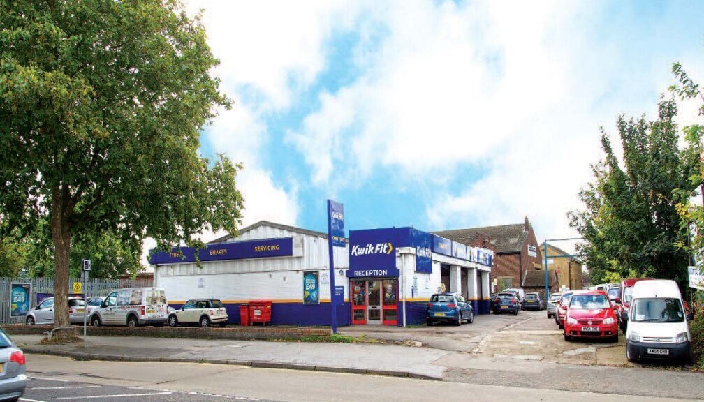 London Rd, Dartford, DA2 6AS Kwik Fit