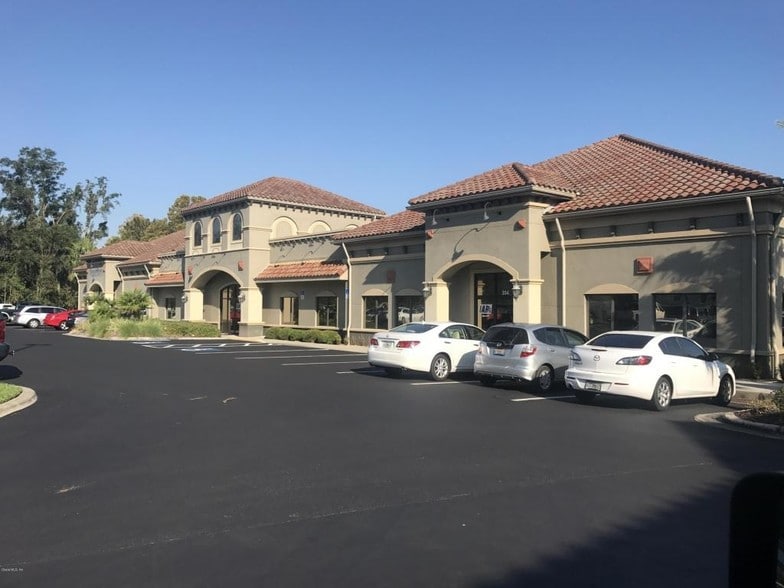 1720 SE 16th Ave, Ocala, FL for lease - Primary Photo - Image 1 of 3