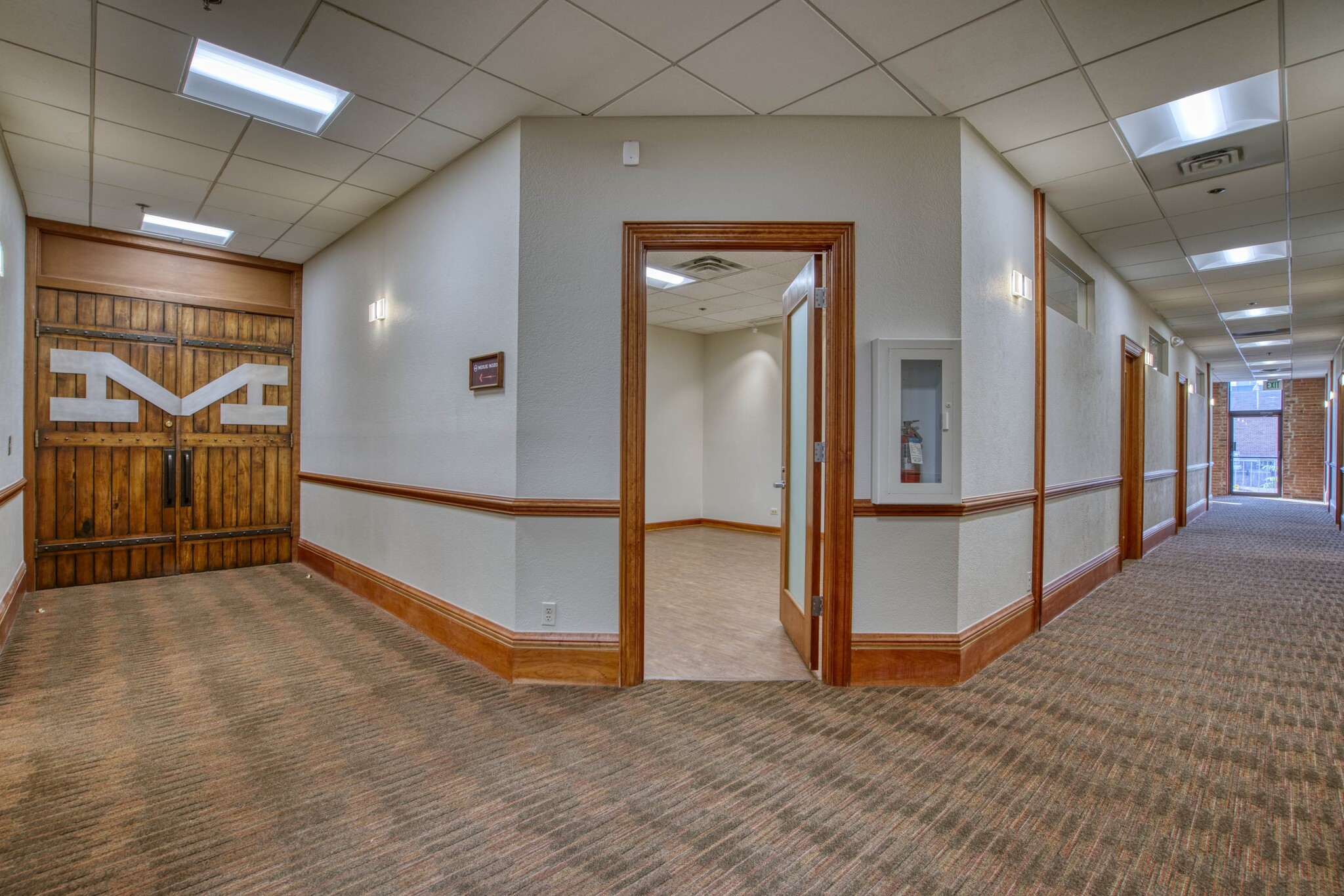 1136 Pearl St, Boulder, CO for lease Interior Photo- Image 1 of 18