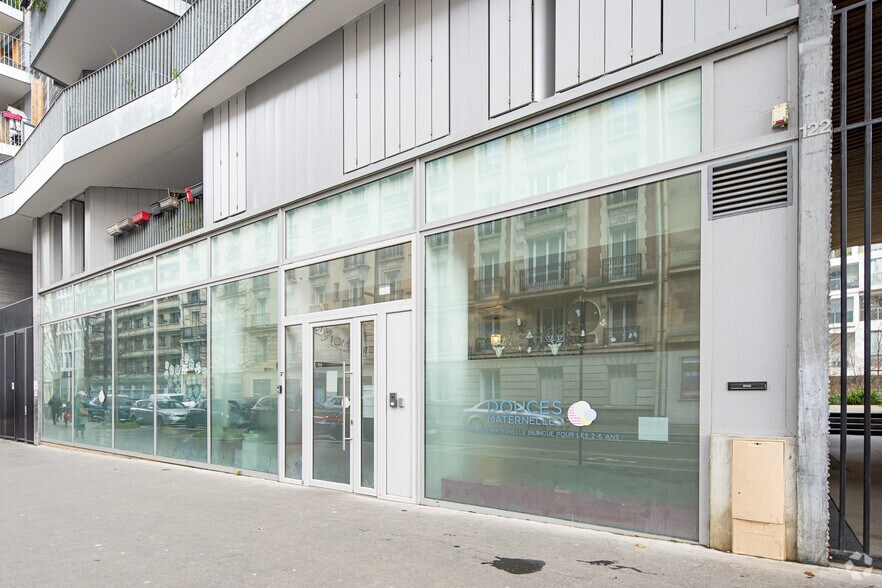 Office in Paris for lease - Building Photo - Image 3 of 5