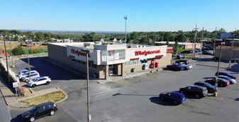 Walgreen's - Drive Through Restaurant