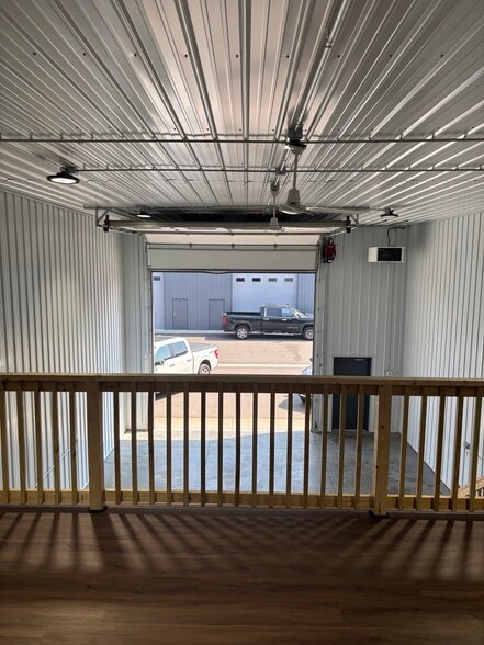 15195 Boulder Ct, Rosemount, MN for lease - Building Photo - Image 2 of 10