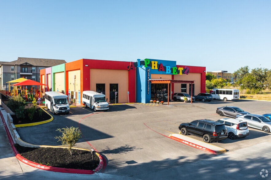 12026 Culebra Rd, San Antonio, TX for sale - Building Photo - Image 1 of 10