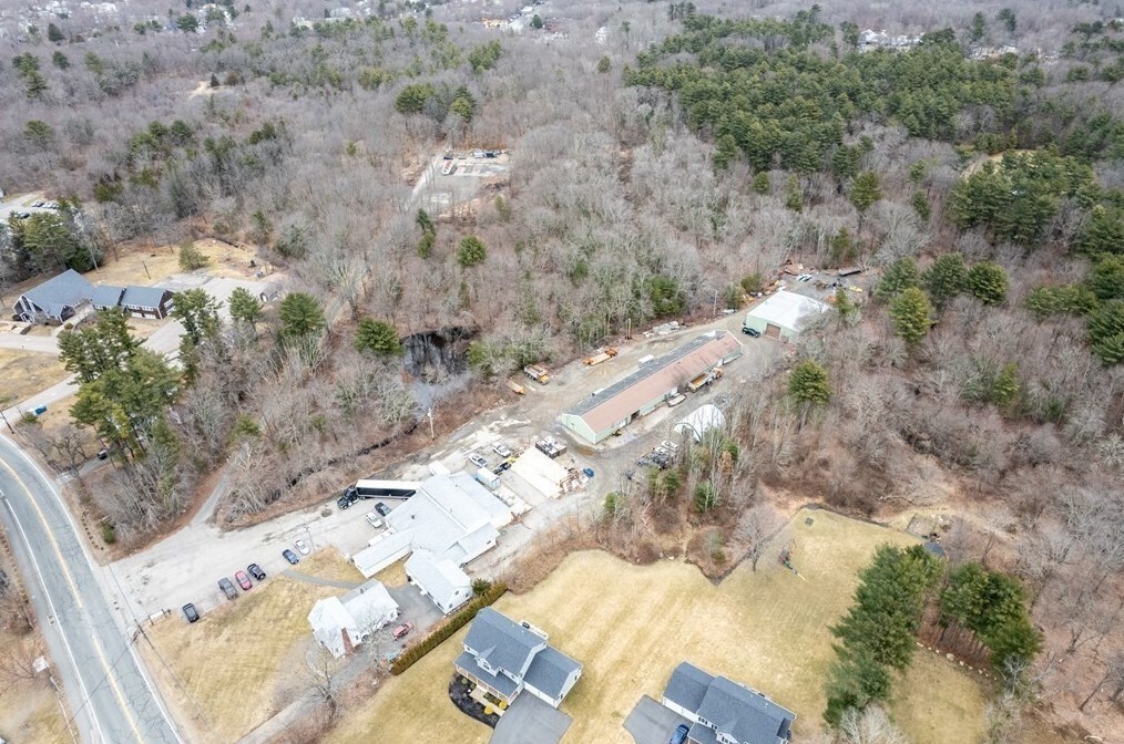 466 Sumner St, Stoughton, MA 02072