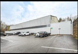 Padel Facility - Warehouse