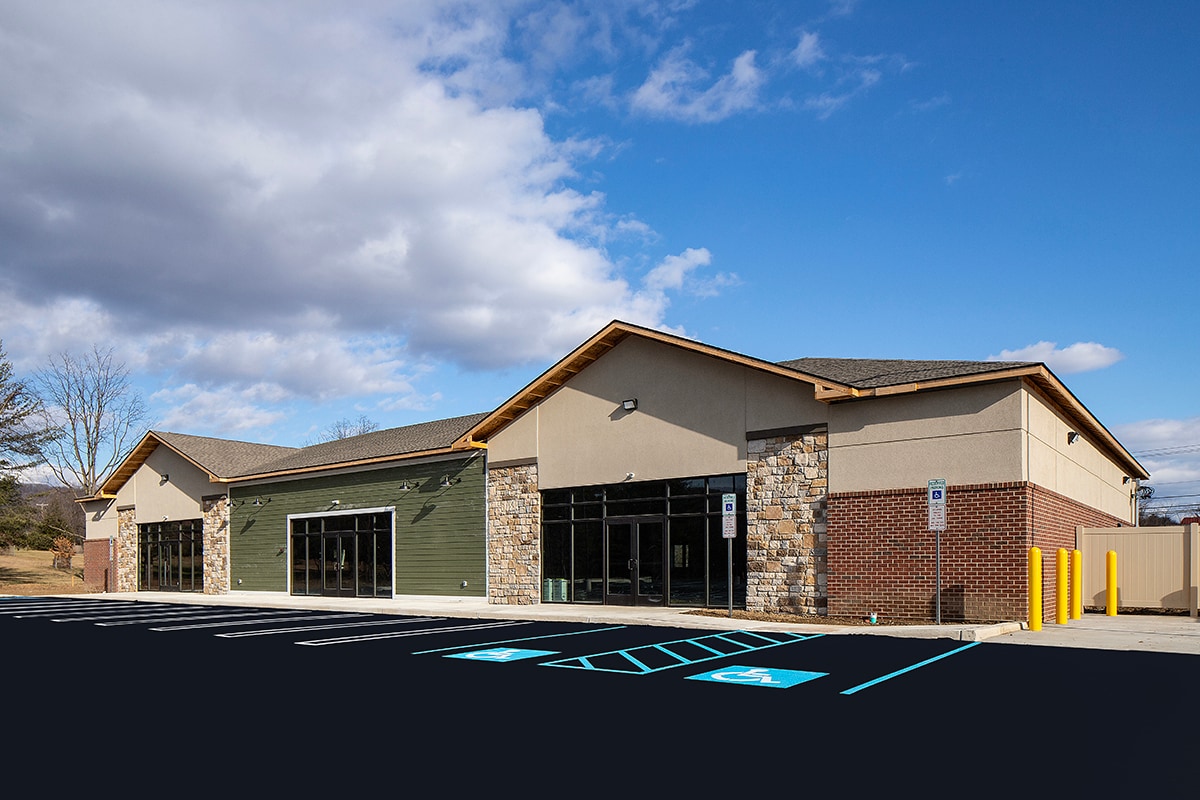 4220 Linglestown Rd, Harrisburg, PA for lease Building Photo- Image 1 of 5