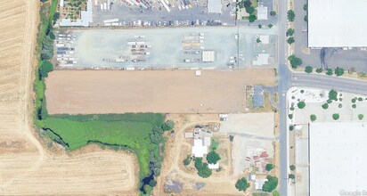 10351 Live Oak Ave, Galt, CA - AERIAL map view