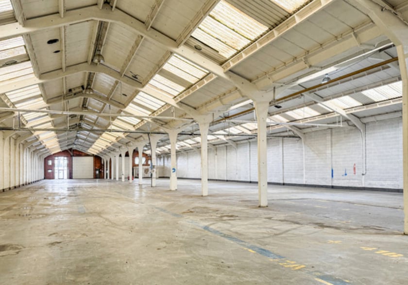 Middlemore Ln W, Aldridge for lease - Interior Photo - Image 3 of 3