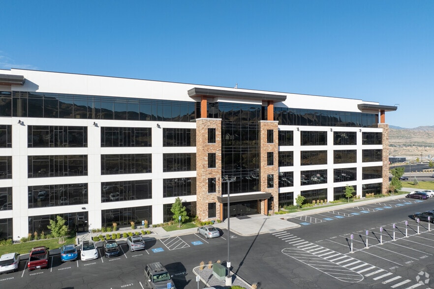 4100 N Chapel Ridge Rd, Lehi, UT for lease - Building Photo - Image 1 of 12