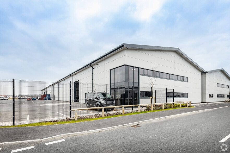 Tollgate Rd, Burscough for lease - Primary Photo - Image 1 of 3