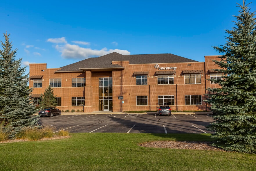 4020 E Beltline Ave NE, Grand Rapids, MI for sale - Building Photo - Image 2 of 4