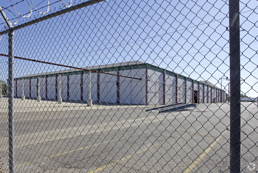 2906 Santa Fe St, Riverbank, CA for lease - Building Photo - Image 3 of 13