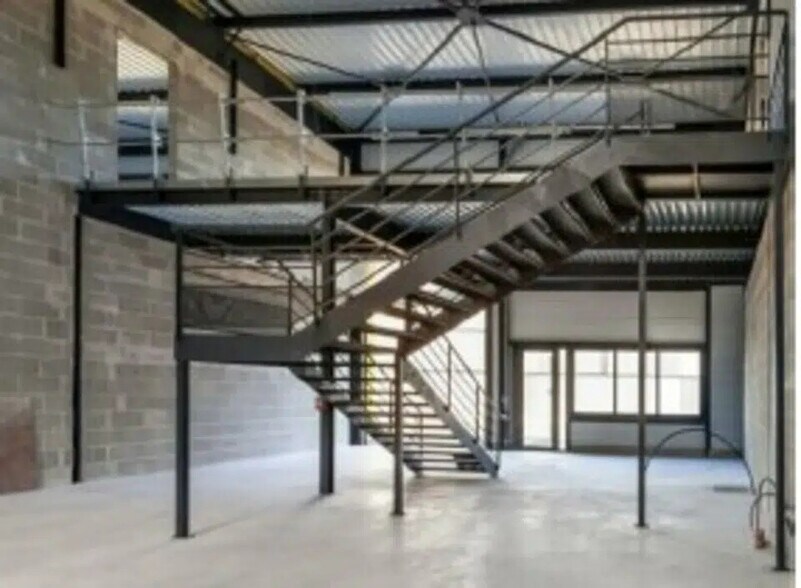 Flex in Groslay for sale - Building Photo - Image 2 of 8