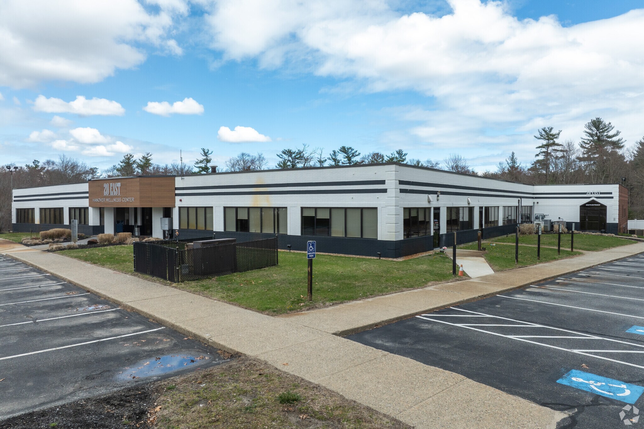 20 East St, Hanover, MA for sale Primary Photo- Image 1 of 1