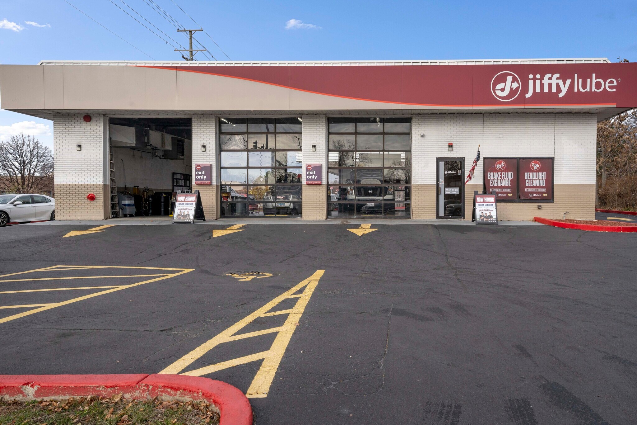 726 W Main St, Dundee, IL for sale Primary Photo- Image 1 of 1