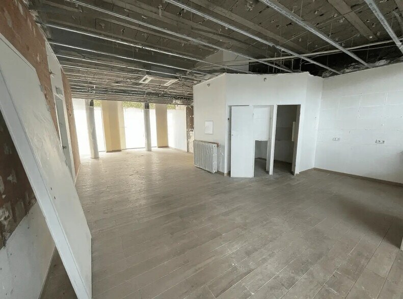 Retail in Saint-Maur-des-Fossés for lease - Interior Photo - Image 3 of 5
