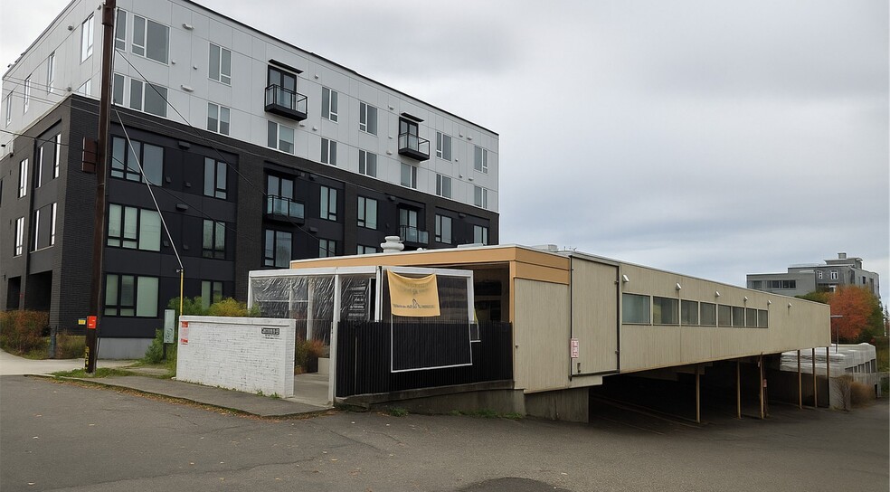 8537 Phinney Ave N, Seattle, WA for lease - Primary Photo - Image 1 of 1