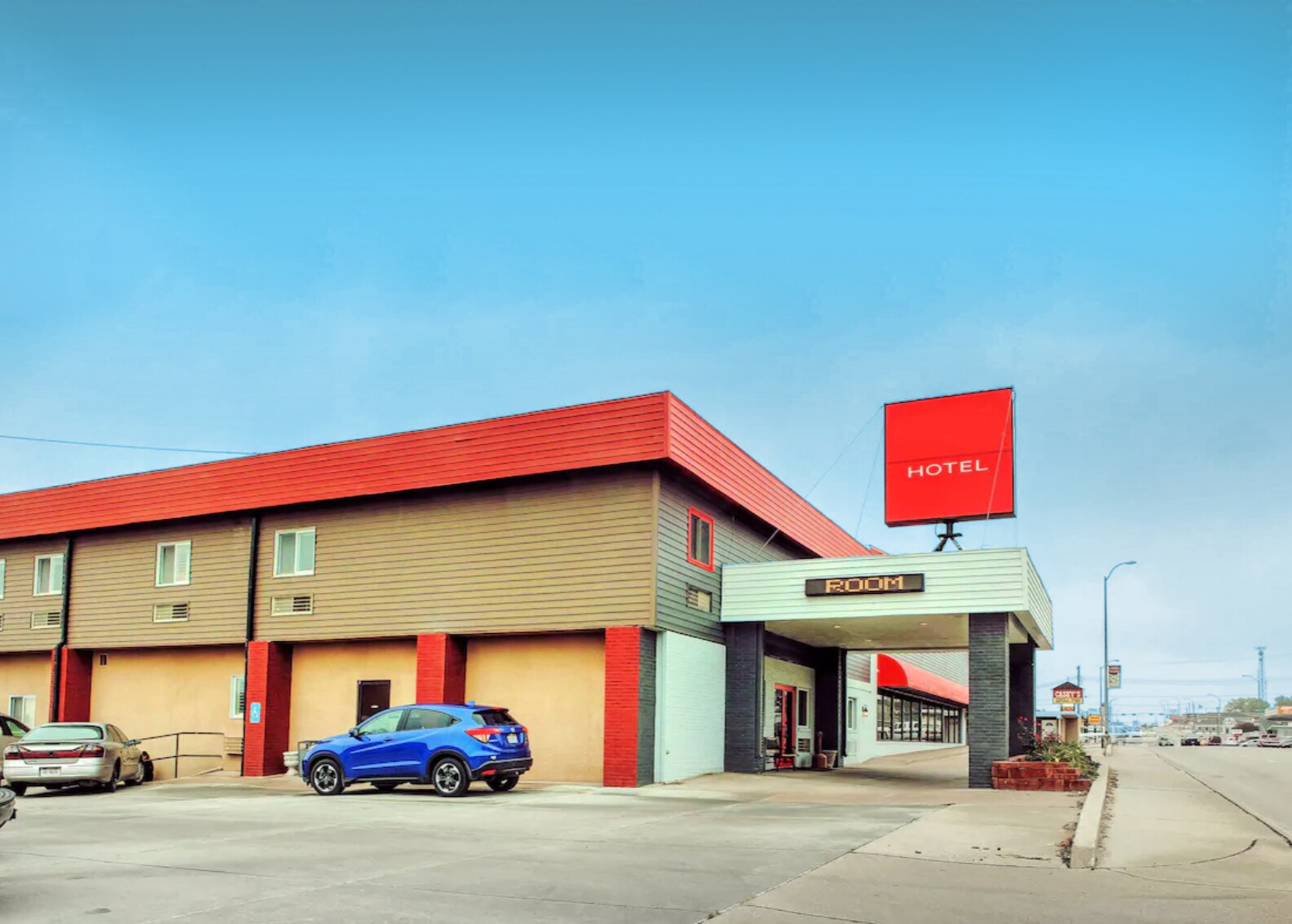 612 W B St, McCook, NE 69001