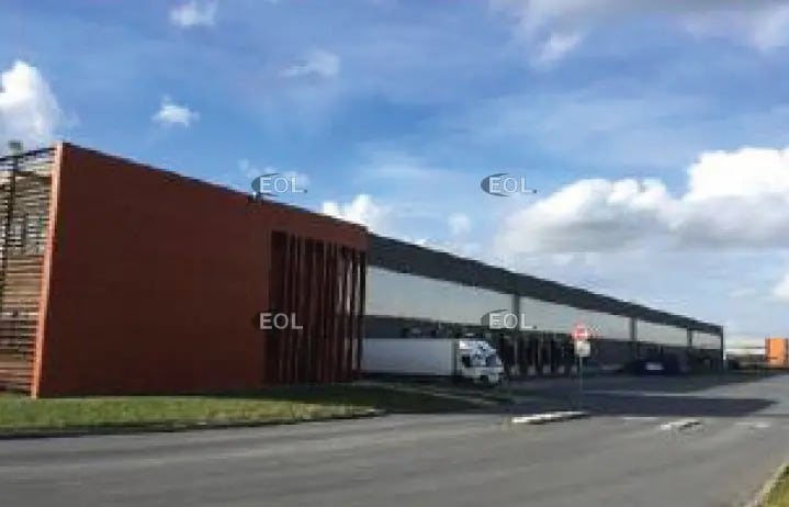 Industrial in Houplines for lease - Building Photo - Image 2 of 8