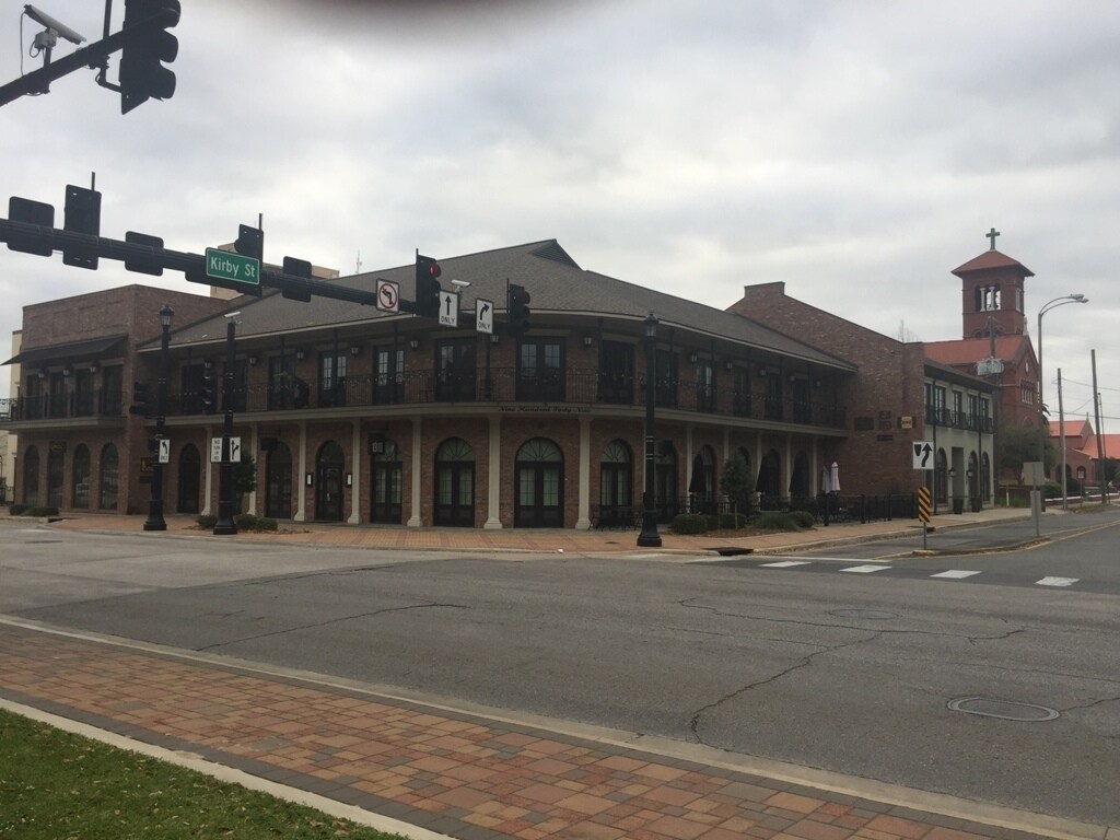 949 Ryan St, Lake Charles, LA for sale Primary Photo- Image 1 of 1