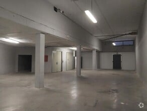 Retail in Cabanillas del Campo, Guadalajara for lease Interior Photo- Image 2 of 6