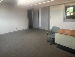 1020 W Irish St, Greeneville, TN for lease Building Photo- Image 1 of 3