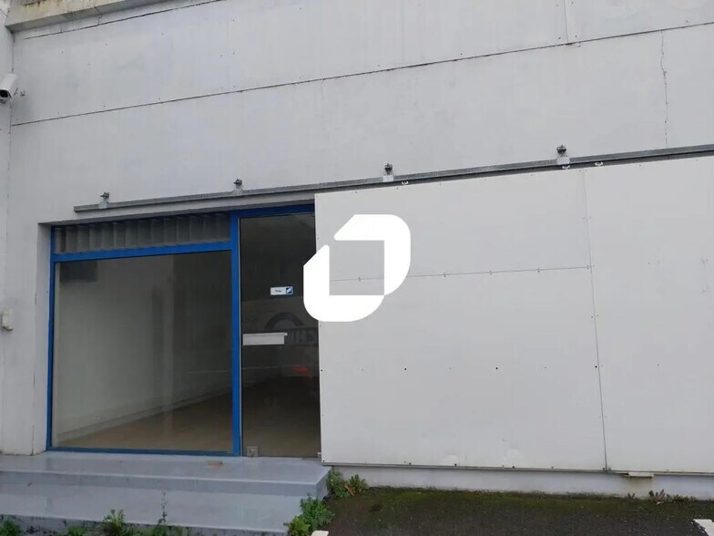 Flex in Carquefou for lease - Building Photo - Image 3 of 15