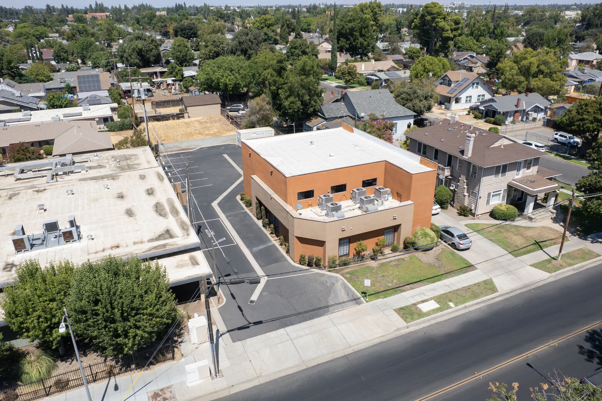 1133 E Olive Ave, Fresno, CA for lease Building Photo- Image 1 of 20