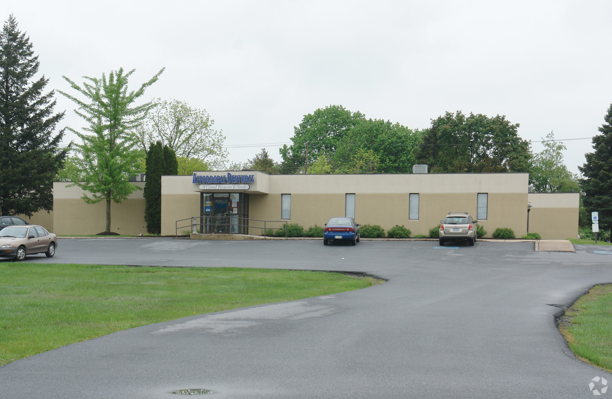 4339 Union Deposit Rd, Harrisburg, PA 17111 Affordable Dentures