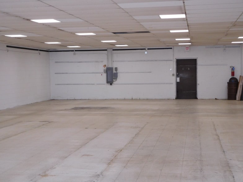 2352 Glenwood Ave, Joliet, IL for lease - Other - Image 3 of 8