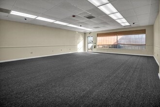 2131-2143 S Tamiami Trl, Venice, FL for sale Interior Photo- Image 1 of 4