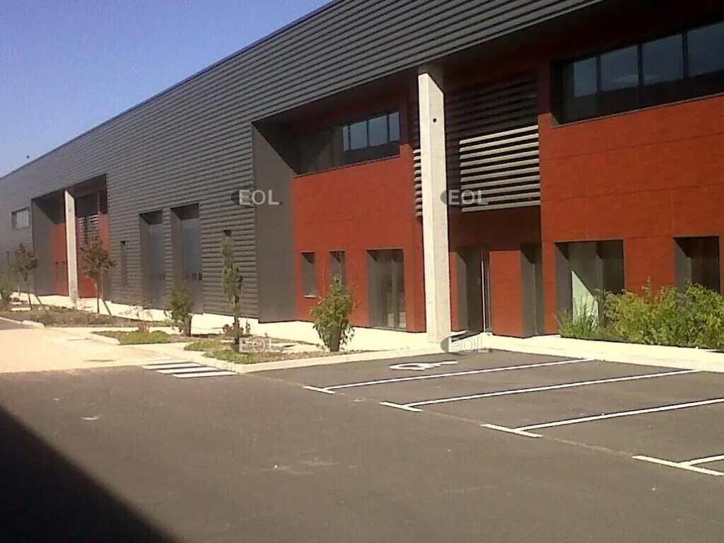 Location Local d'activités 1 247 m² - Photo 1