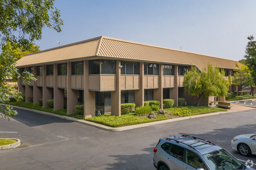 2975 Scott Blvd, Santa Clara, CA for lease - Building Photo - Image 3 of 5