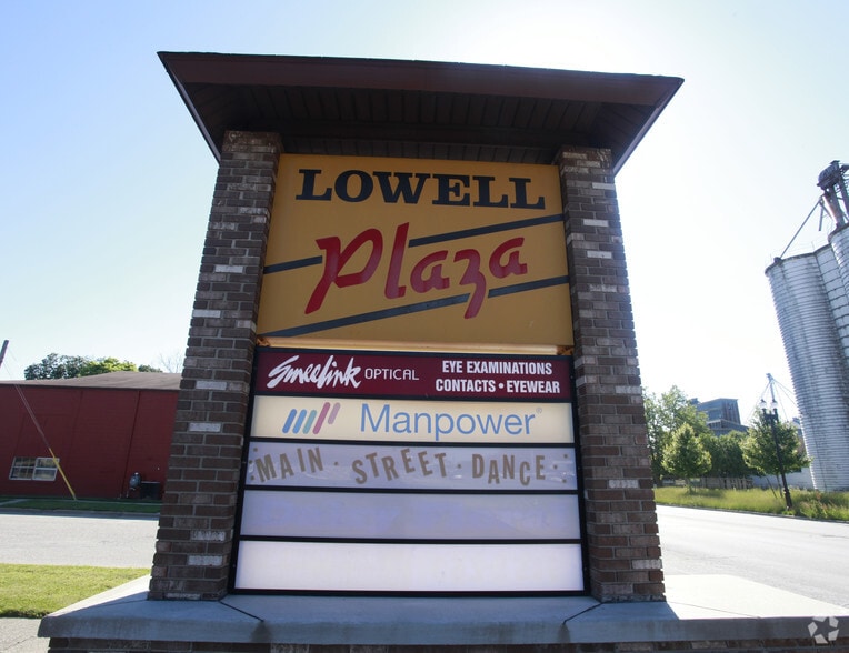 505 W Main St, Lowell, MI for lease - Building Photo - Image 3 of 7