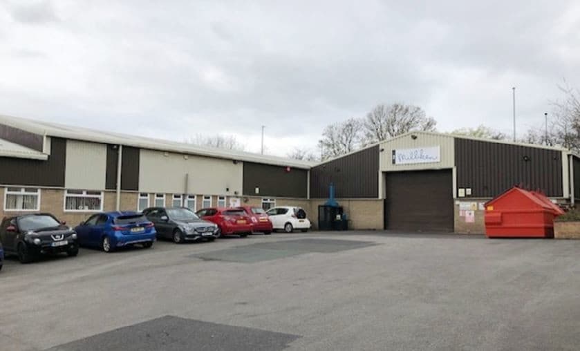 Leeds Rd, Huddersfield for sale Primary Photo- Image 1 of 1