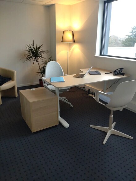 1 Rue Anita Conti, Vannes for lease - Building Photo - Image 1 of 8