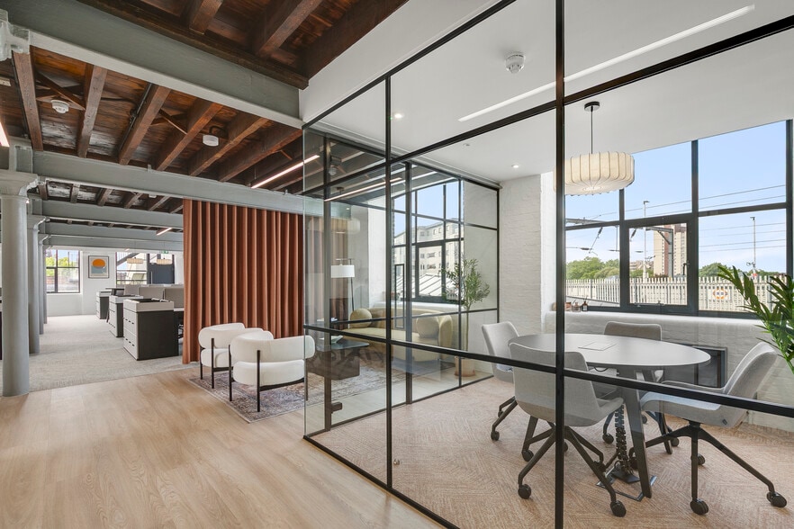 Perren St, London for lease - Interior Photo - Image 2 of 18