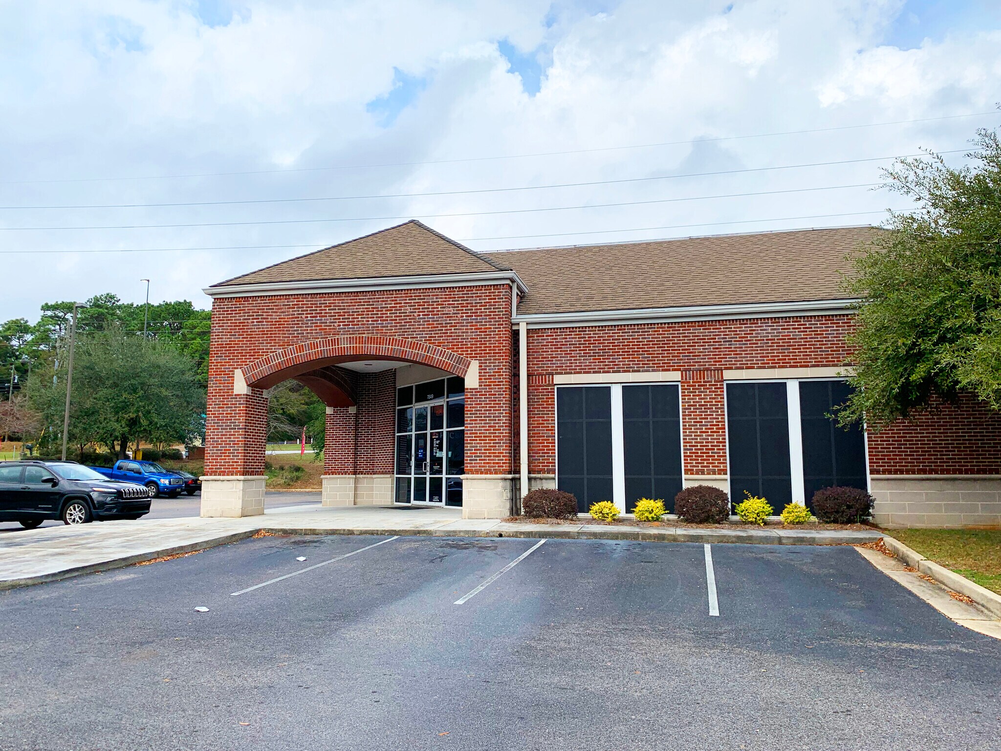 7849 Cottage Hill Rd, Mobile, AL 36695 Retail for Sale