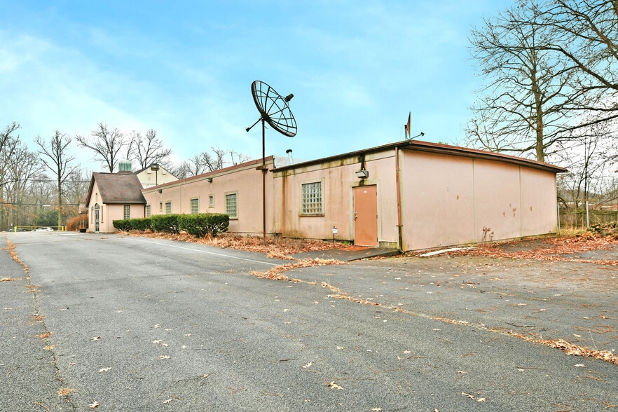3480 Ridge Ave SE, Warren, OH for sale - Building Photo - Image 2 of 13