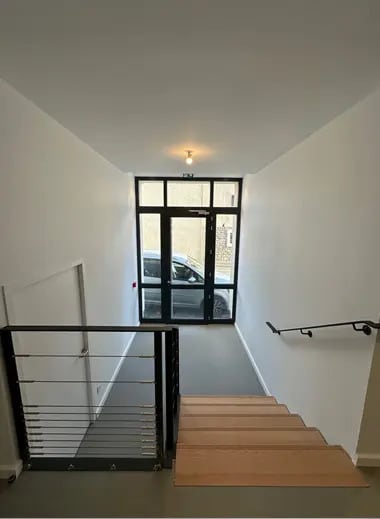 308 Grande Rue, Reyrieux for lease - Lobby - Image 2 of 7