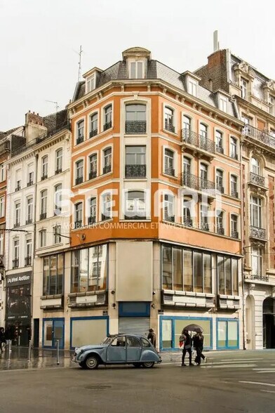 Retail in Lille for lease - Building Photo - Image 2 of 7