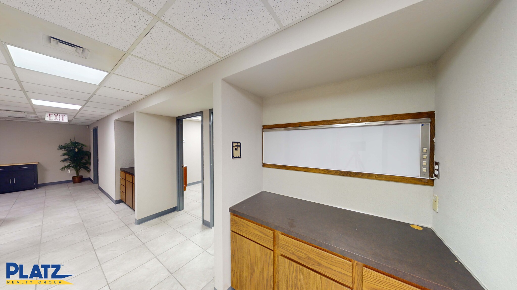 810 Boardman Canfield Rd, Youngstown, OH for lease Interior Photo- Image 1 of 8