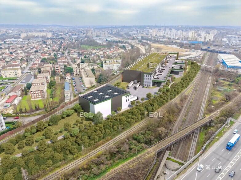 Flex in Bondy for lease - Building Photo - Image 2 of 13