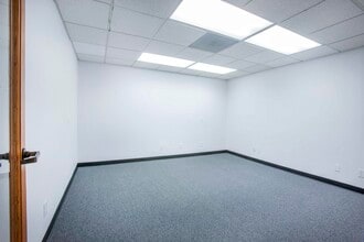 2430-2434 Auto Park Way, Escondido, CA for lease Interior Photo- Image 2 of 3
