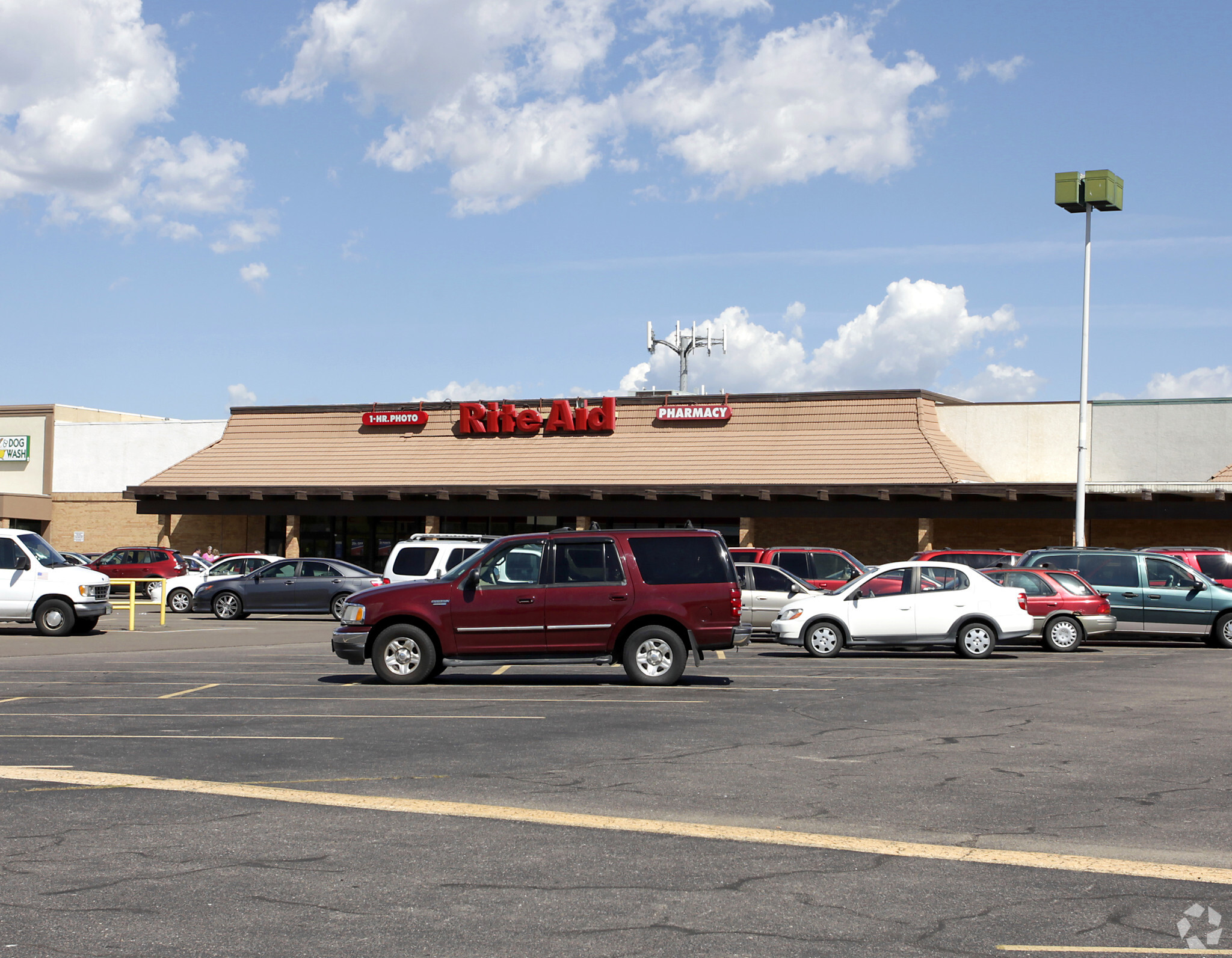 7677 W Jewell Ave, Denver, CO for sale Primary Photo- Image 1 of 1